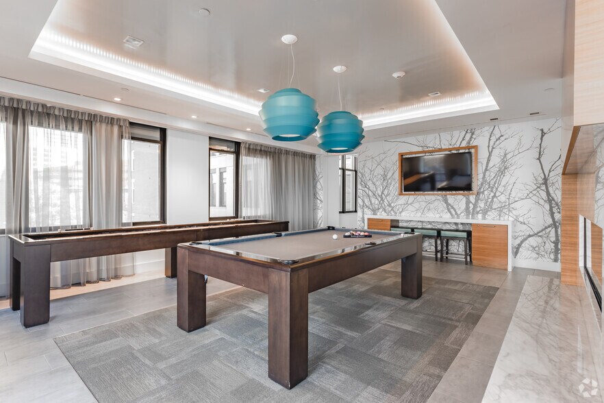 More Photos Of 7077 Woodmont Ave, Bethesda Apartments For Lease