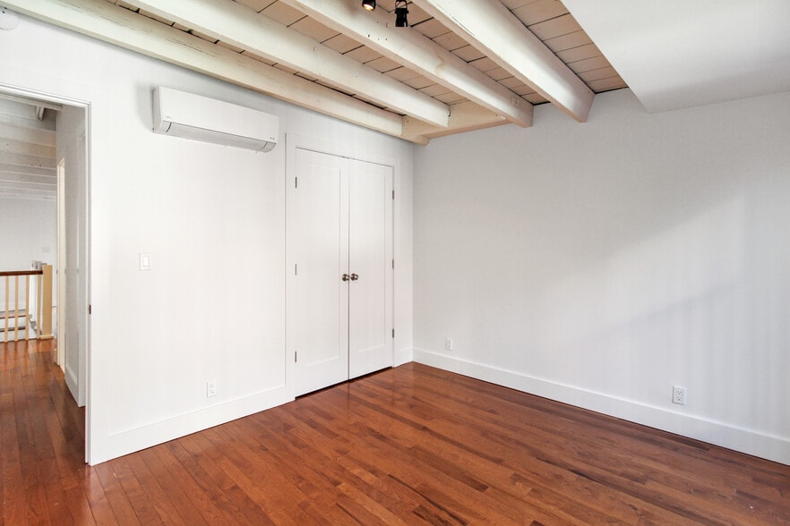 More Photos Of 360 Bedford Ave, Brooklyn Storefront Retail Residential For Sale