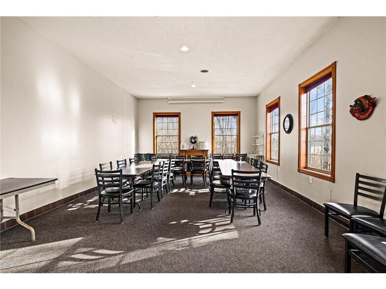 More Photos Of 4654 County Highway 61 hwy, Moose Lake Specialty For Sale