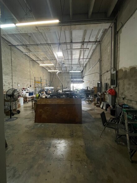 More Photos Of 5512 NW 161st St, Miami Lakes Warehouse For Lease