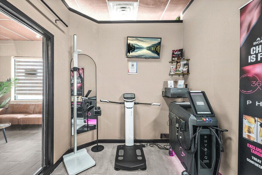 More Photos Of 295 Athens Hwy, Loganville Freestanding For Sale