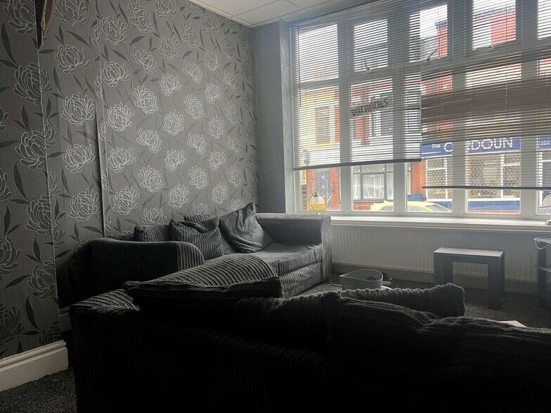 More Photos Of 12 St Chads Rd, Blackpool Hotel For Sale