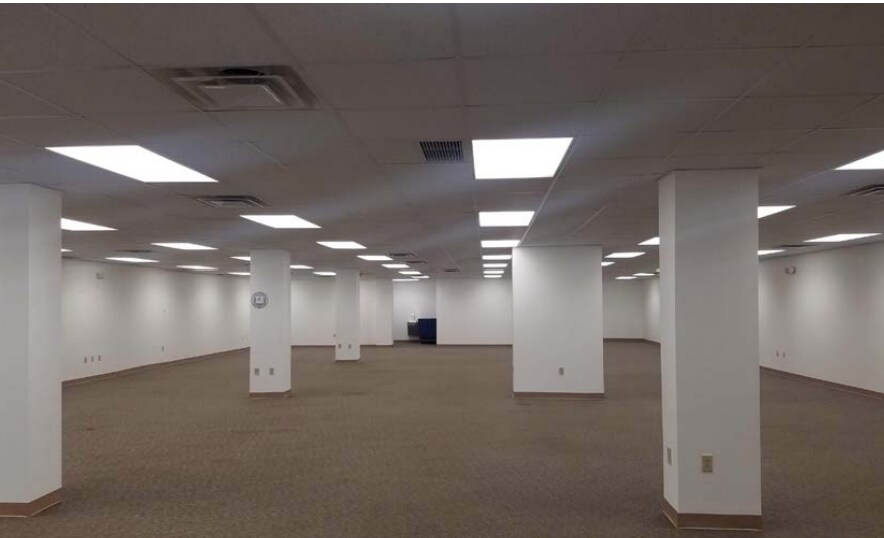 More Photos Of 3347 Forbes Ave, Pittsburgh Storefront Retail Office For Lease