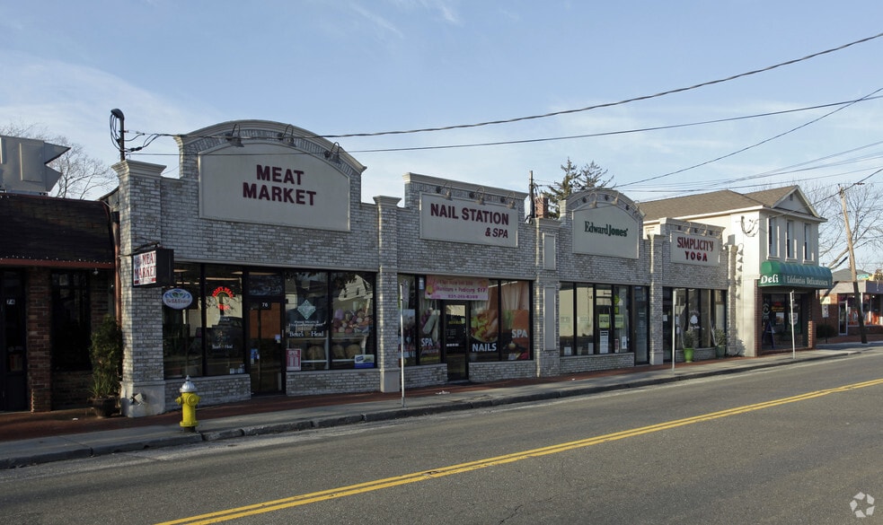Primary Photo Of 72-86 Main St, Kings Park Unknown For Lease