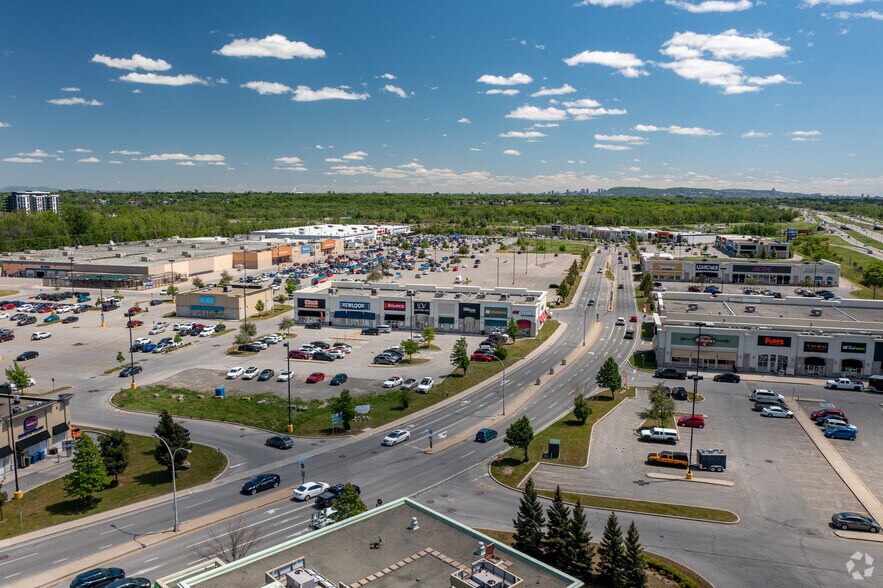 More Photos Of 5205 Boul Robert-Bourassa, Laval Unknown For Lease