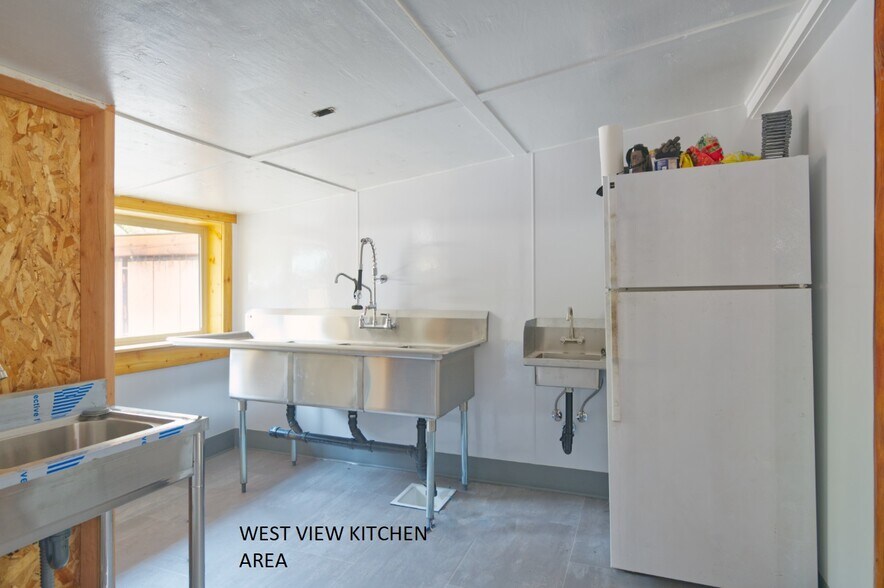 More Photos Of 740 E St, Washougal Specialty For Lease