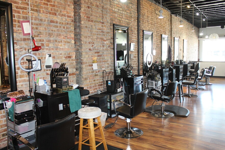 More Photos Of 4815 Butterfield Rd, Hillside Storefront Retail Residential For Sale