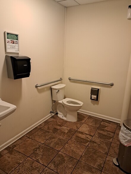 More Photos Of 380 George St, New Brunswick Storefront Retail Residential For Lease