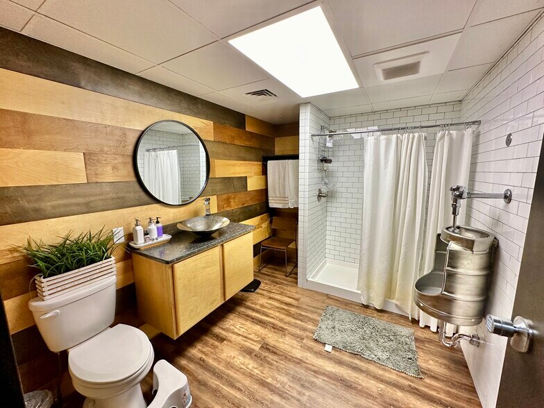 More Photos Of 1144 N St. Francis, Wichita Medical For Sale