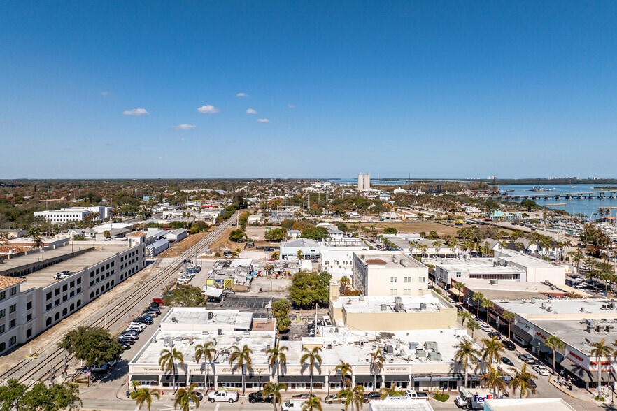 More Photos Of 108 N Depot Dr, Fort Pierce Office Residential For Lease