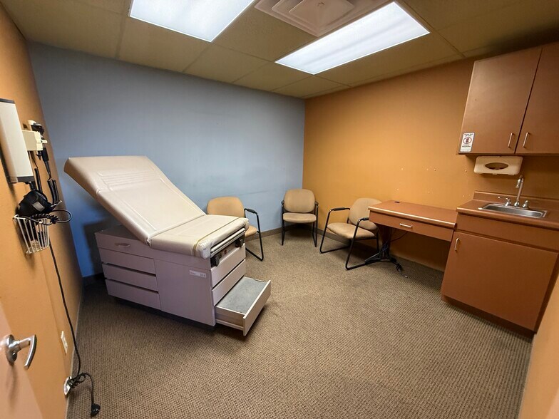 More Photos Of 1517 Brown St, El Paso Medical For Sale