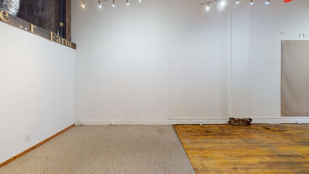 More Photos Of 252 N Park St, Decatur General Retail For Lease