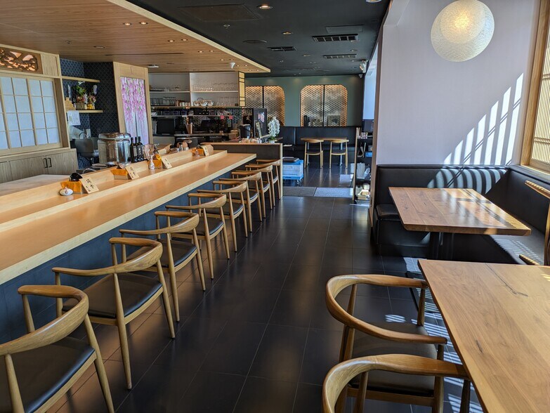 More Photos Of 141-145 N Atlantic Blvd, Monterey Park Restaurant For Lease