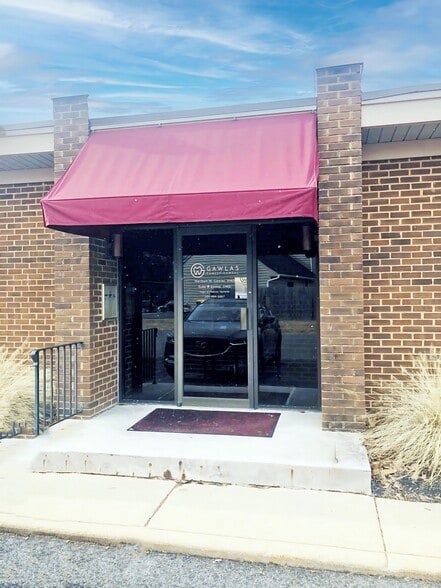 More Photos Of 25 Milltown Rd, Wilmington Storefront Retail Office For Lease