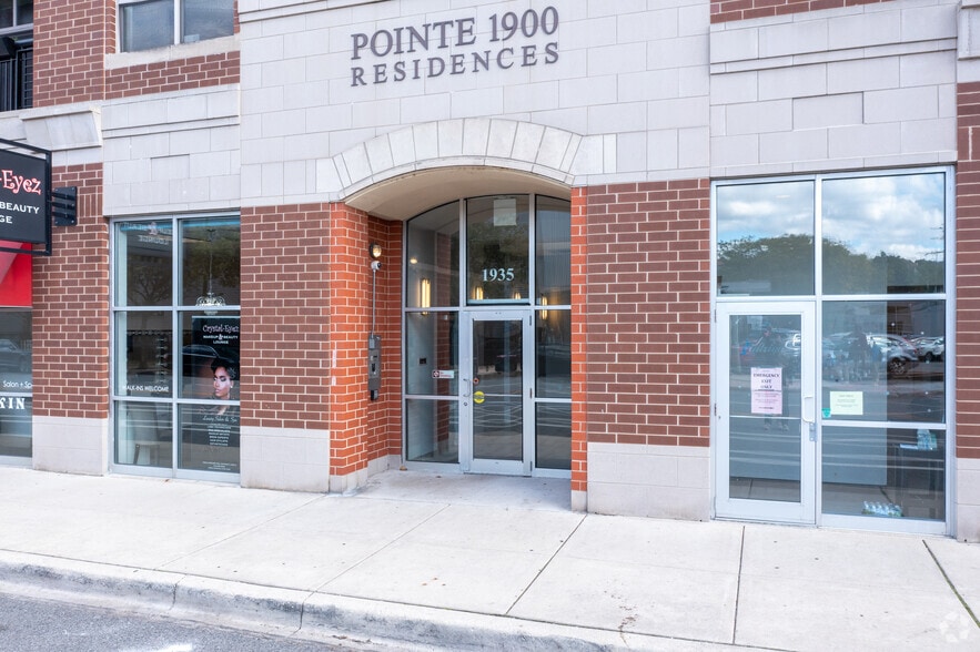 More Photos Of 1900 S State St, Chicago Apartments For Lease