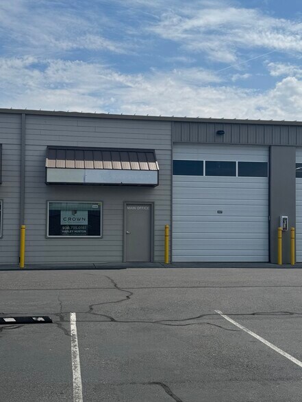 More Photos Of 6159 W Deschutes Ave, Kennewick Light Distribution For Lease