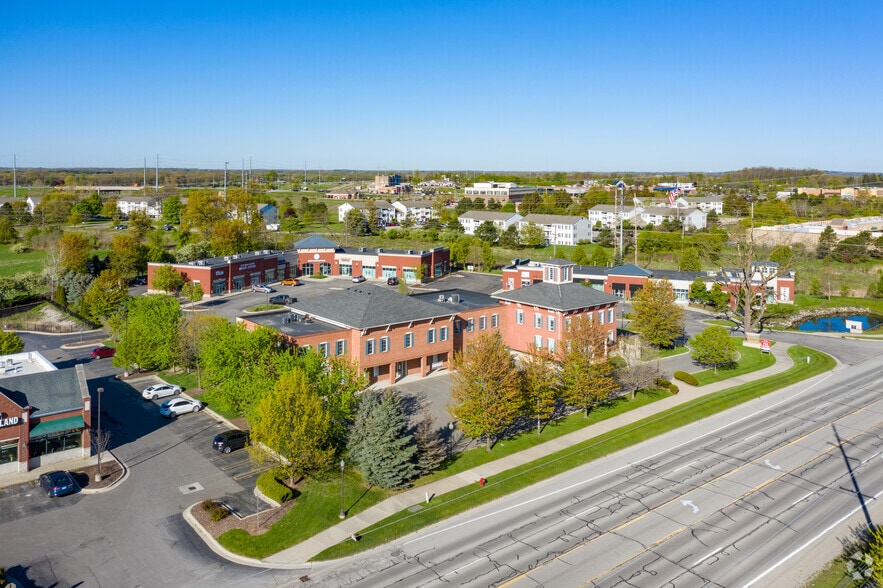 More Photos Of 4300-4356 E Grand River Ave, Howell Office For Sale