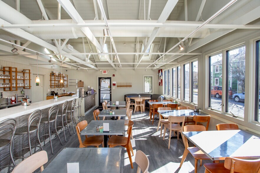 More Photos Of 236 N Union St, Lambertville Restaurant For Sale