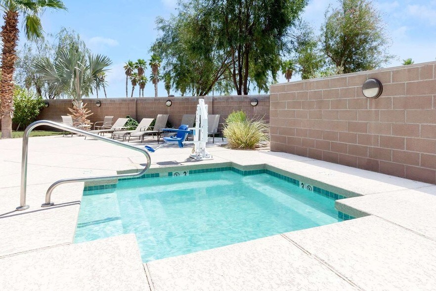 More Photos Of 28784 Commerce Way, Wellton Hotel For Sale