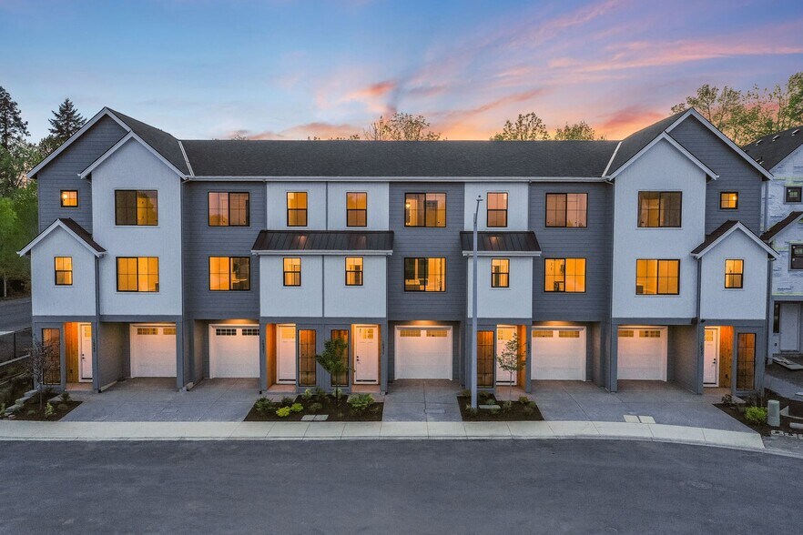 Primary Photo Of 16933 SW 132nd Ter, Tigard Apartments For Sale