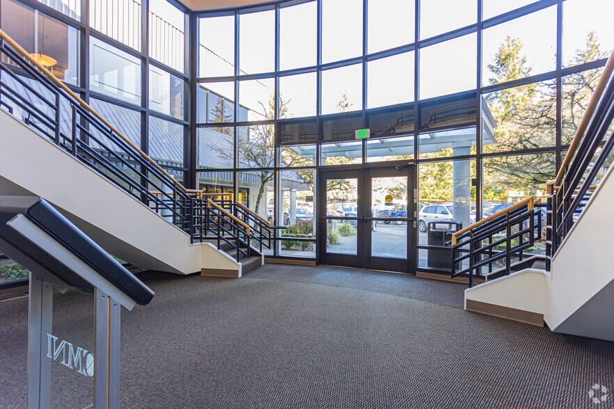 More Photos Of 909 S 336th St, Federal Way Office For Lease