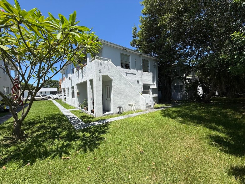 More Photos Of 1784 Normandy Dr, Miami Beach Apartments For Sale
