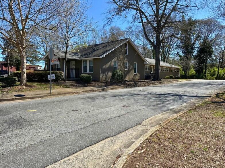 More Photos Of 895 Oglethorpe Ave, Athens Daycare Center For Sale