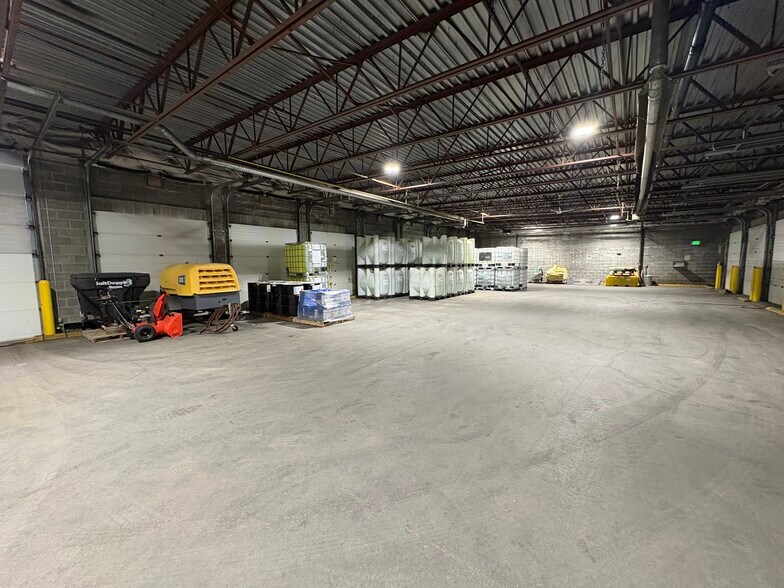 More Photos Of 431 E 104th Ave, Anchorage Truck Terminal For Lease