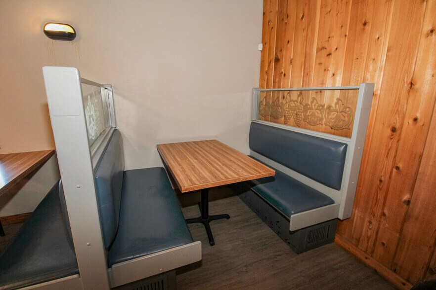 More Photos Of 125 Main St, Huron Bowling Alley For Sale