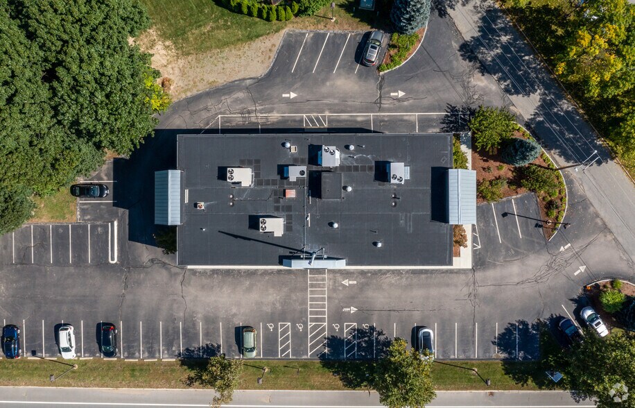 More Photos Of 3 Cherry St, Newburyport Medical For Lease