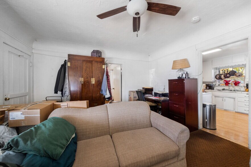 More Photos Of 339-341 E 220th St, Carson Multifamily For Sale