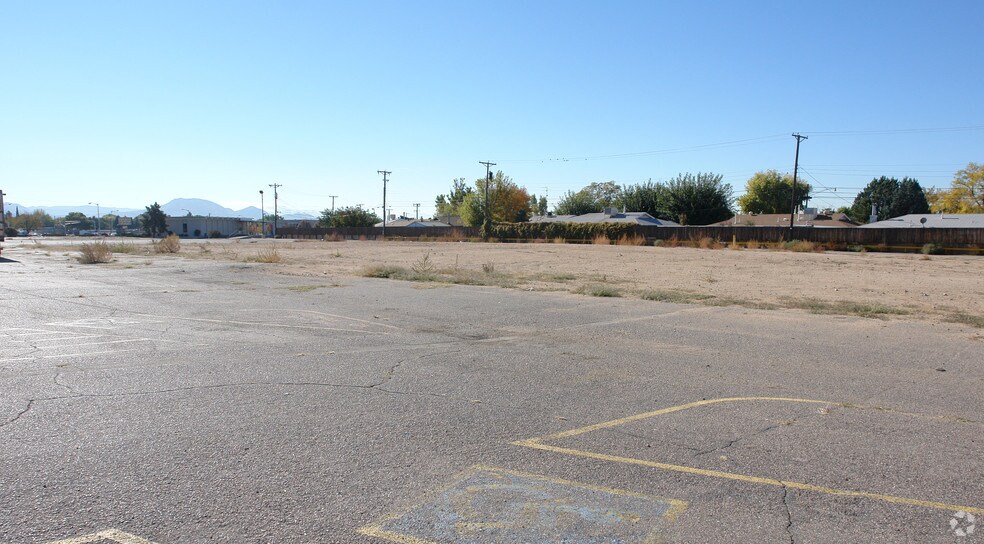 More Photos Of 2105-2113 Eubank NE, Albuquerque Land For Lease