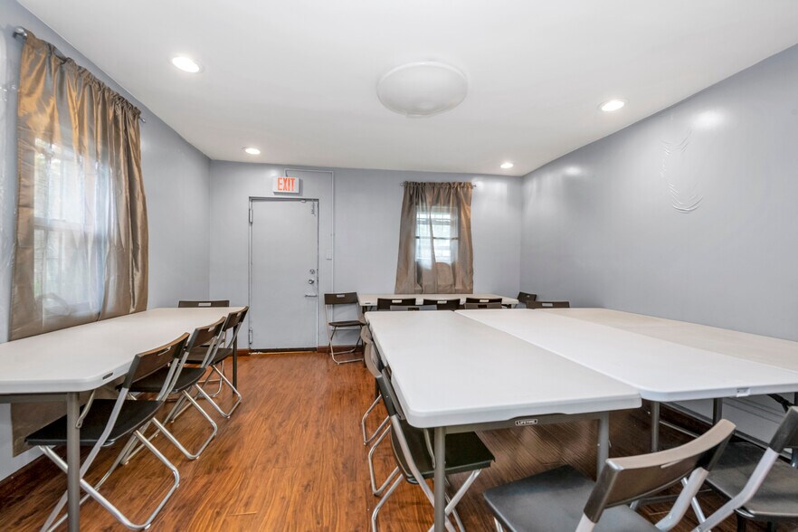 More Photos Of 8646 18th Ave, Brooklyn Apartments For Sale