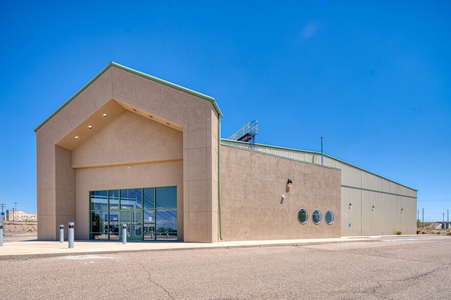 More Photos Of 2810 Karsten Ct SE, Albuquerque Manufacturing For Lease