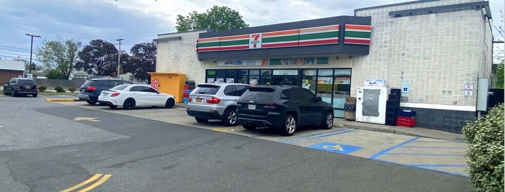 Primary Photo Of 3274 Long Beach Rd, Oceanside Convenience Store For Sale