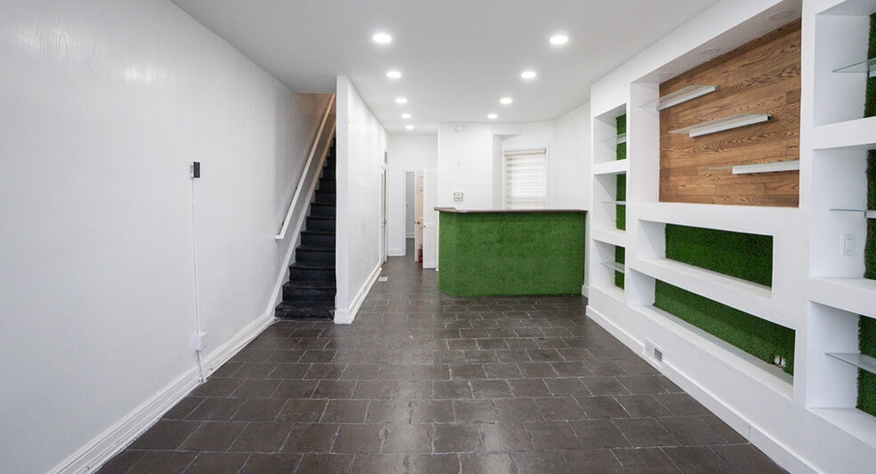 More Photos Of 1210 Pennsylvania Ave SE, Washington Office For Sale
