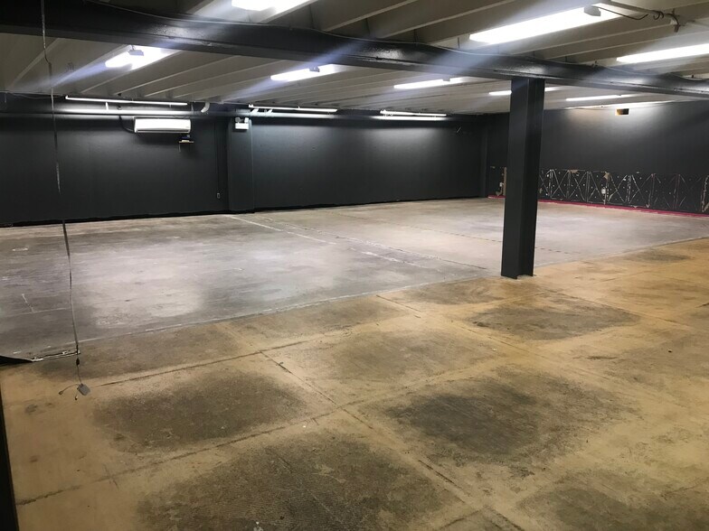 More Photos Of 330 N Reading Rd, Ephrata Unknown For Lease