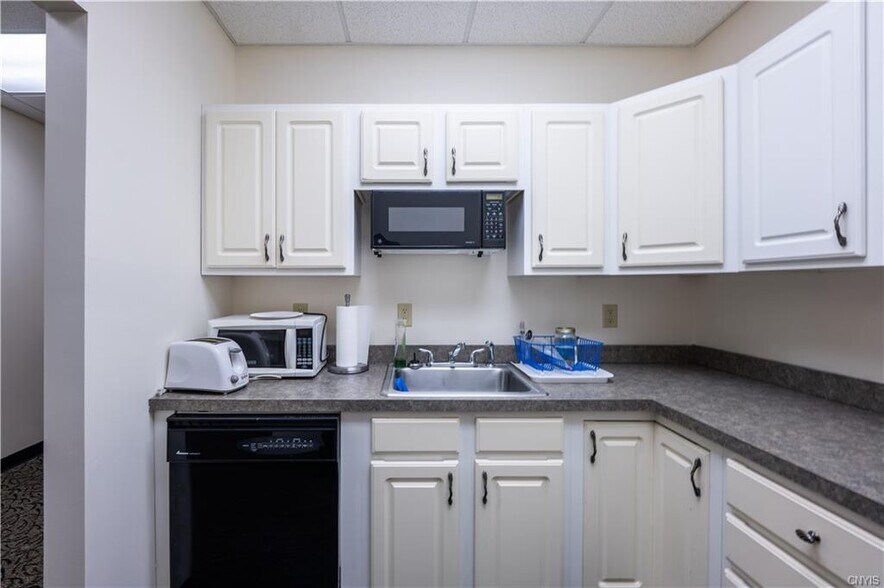 More Photos Of 1107 Floyd Ave, Rome Medical For Sale