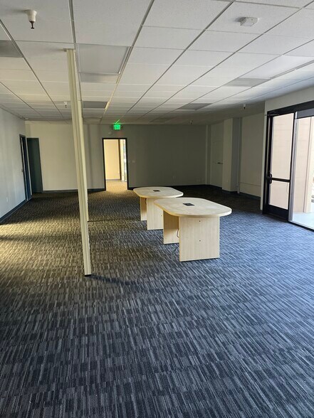 More Photos Of 970 Terra Bella Ave, Mountain View Research And Development For Lease
