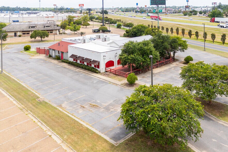 Primary Photo Of 226 Blanchard St, West Monroe Restaurant For Sale
