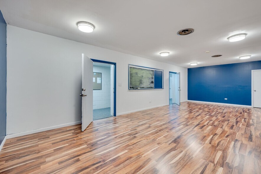 More Photos Of 410 Lord Berkley Rd, Raleigh Office Residential For Lease