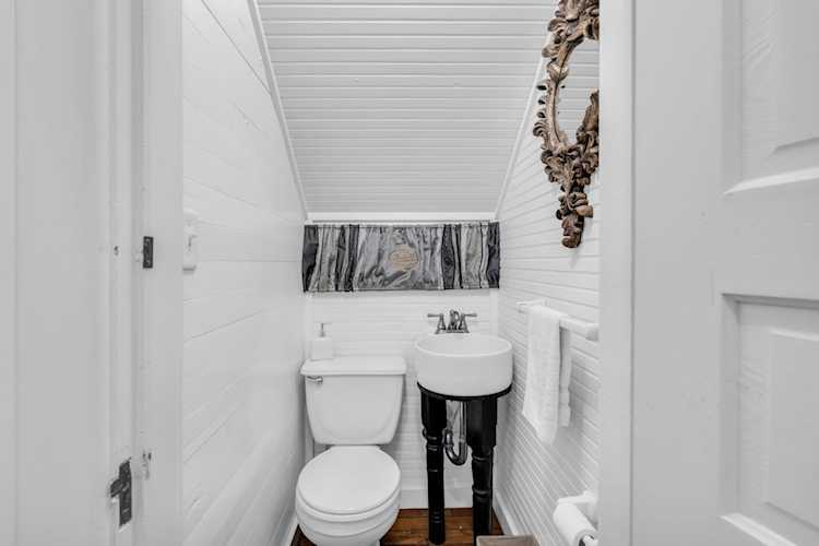 More Photos Of 1700 9th St S, Columbus Specialty For Sale