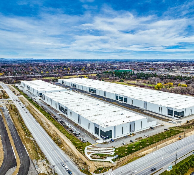 More Photos Of 321 Church St S, Ajax Warehouse For Lease