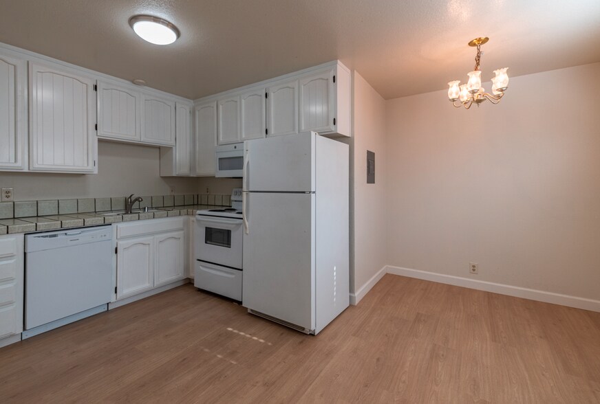 More Photos Of 407 Raymond Ave, San Jose Multifamily For Sale