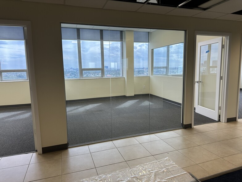 More Photos Of 2455 E Sunrise Blvd, Fort Lauderdale Loft Creative Space For Sale