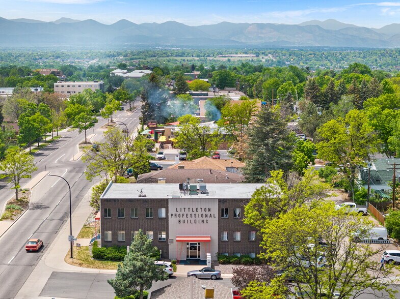 More Photos Of 709 W Littleton Blvd, Littleton Office For Sale