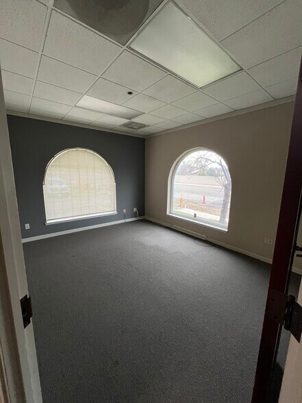 More Photos Of 8340 Auburn Blvd, Citrus Heights Office For Lease