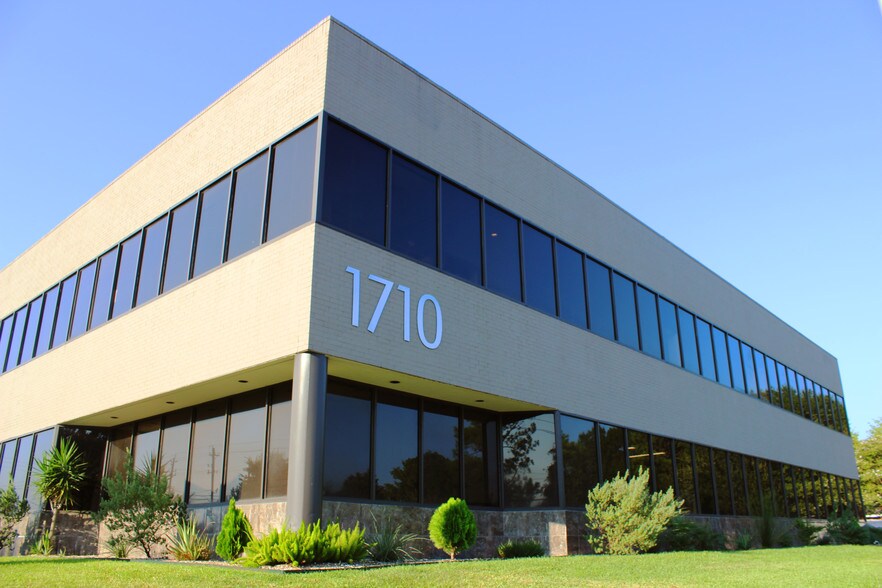 More Photos Of 1710 S Dairy Ashford Rd, Houston Office Residential For Lease