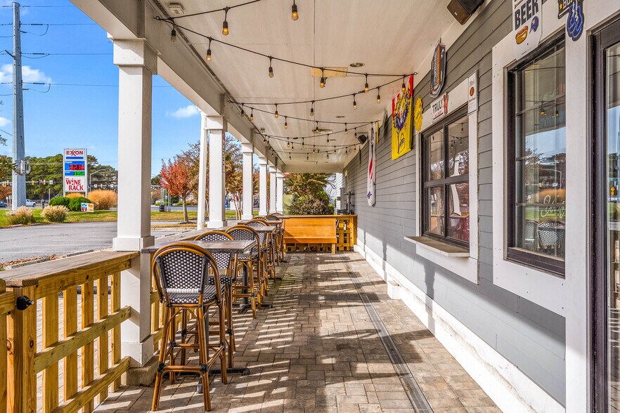 More Photos Of 12849 Ocean Gtwy, Ocean City Restaurant For Sale
