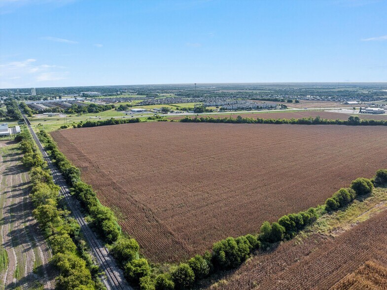 More Photos Of 23033 SE H K Dodgen Loop, Temple Land For Sale